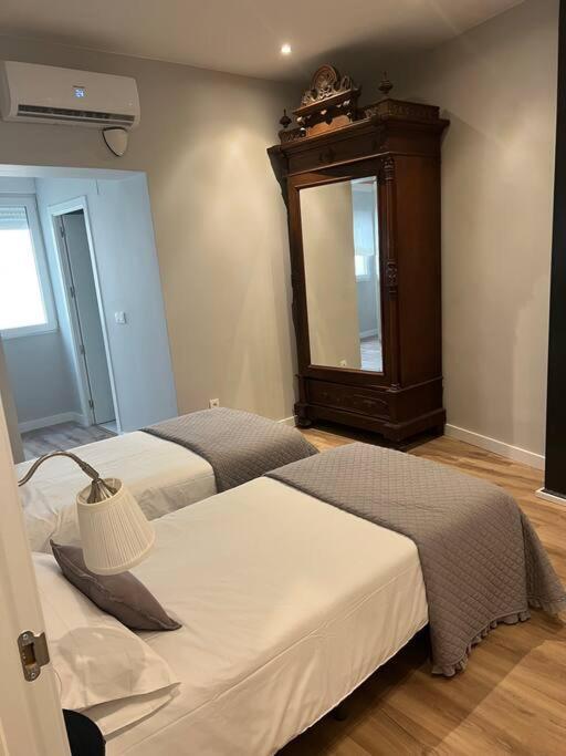 Precioso Y Centrico Apartamento Zaragoza Buitenkant foto